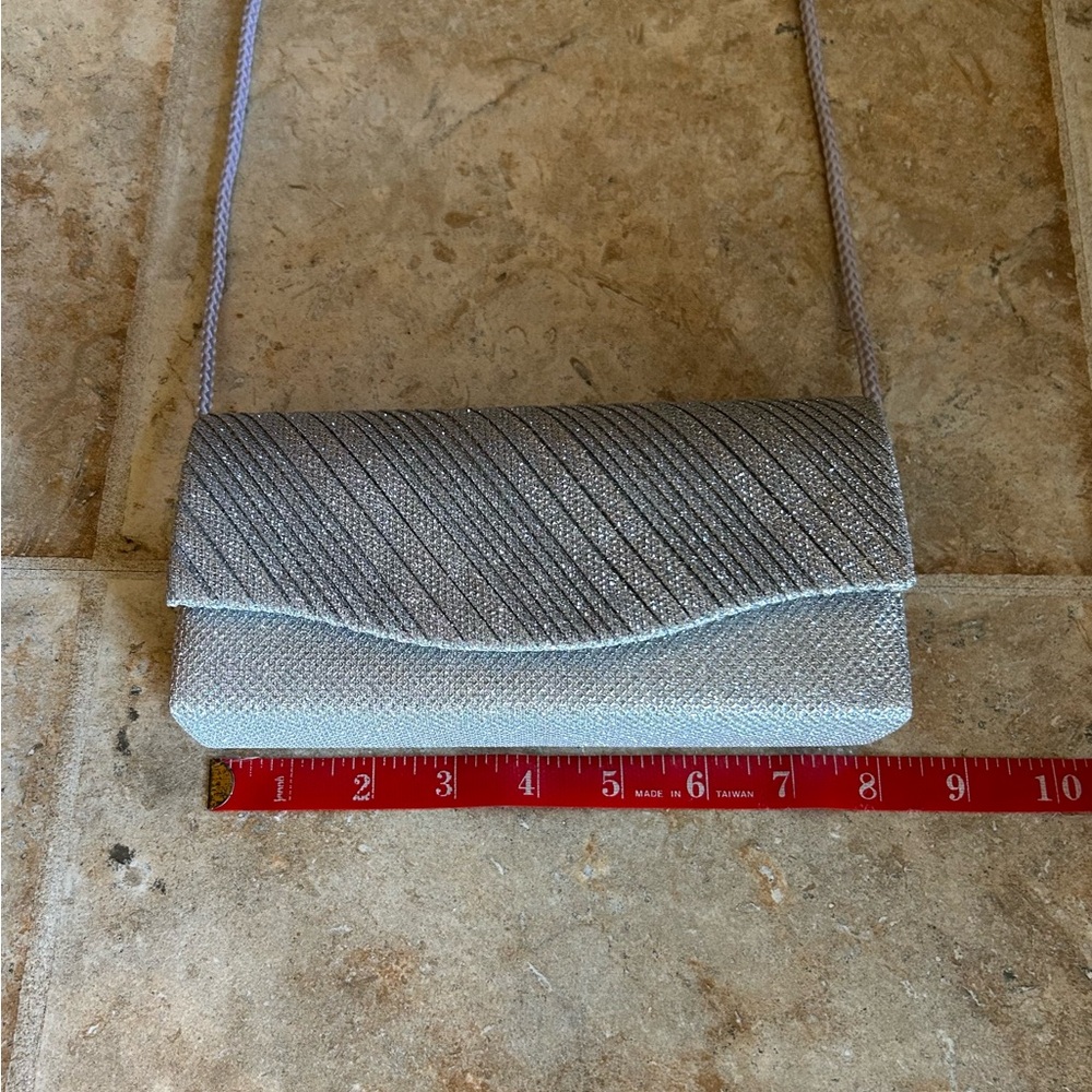 EVENING PURSE/CLUTCH  (NWOT) - Picture 7 of 8